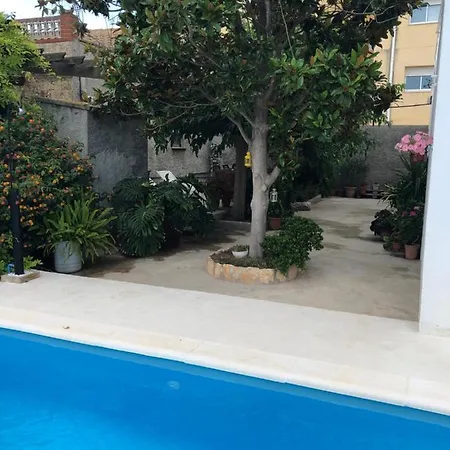 度假居 Casa Raboseta